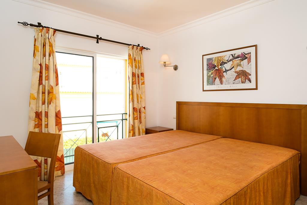 Apartamentos Benvindo By Umbral アルブフェイラ 部屋 写真